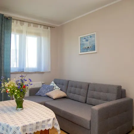 Pod Lipami Apartment *